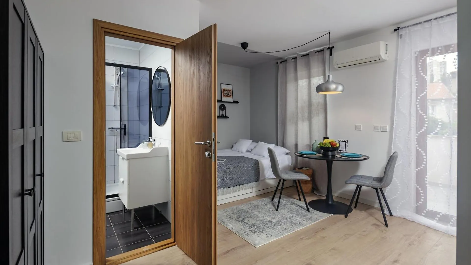 Agostini - Contactless Apartments Vukovarska Rijeka 0*,  Chorvatsko